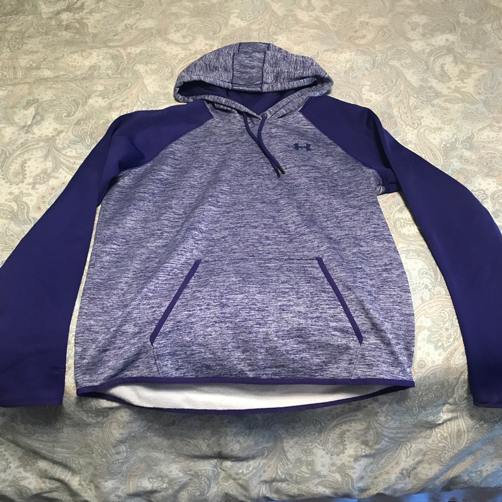 Women’s UA hoodie