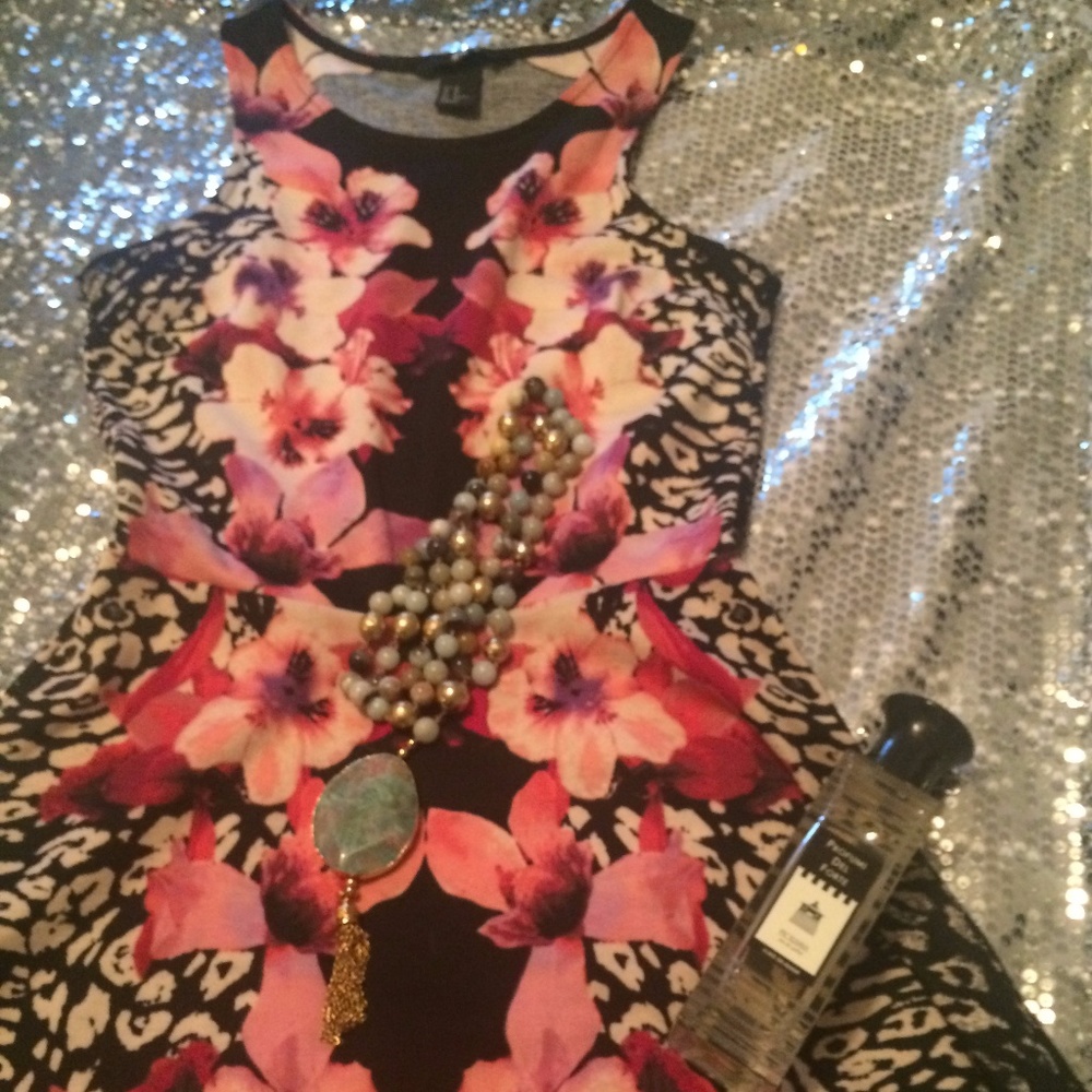Pretty H&M floral dress