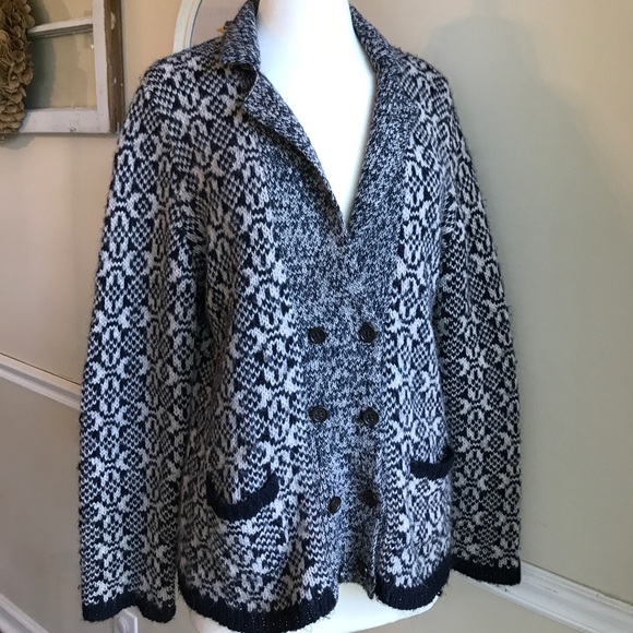 Banana Republic Sweaters - Banana Republic navy & cream Alpaca/wool cardigan