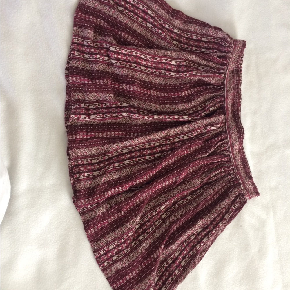 Two mini skirts - Picture 4 of 4