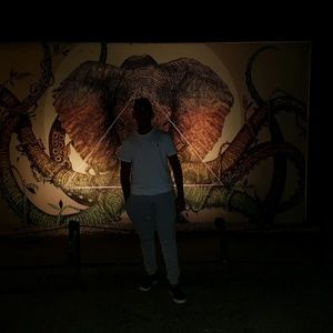 Meet your Posher, Luis