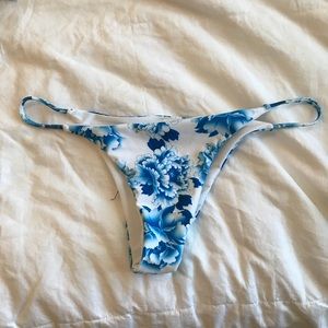 Never Worn Cheeky Bikini Bottoms