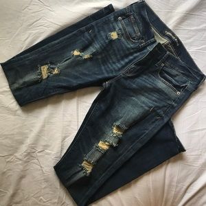 Never worn, ripped, express "legging" jean!