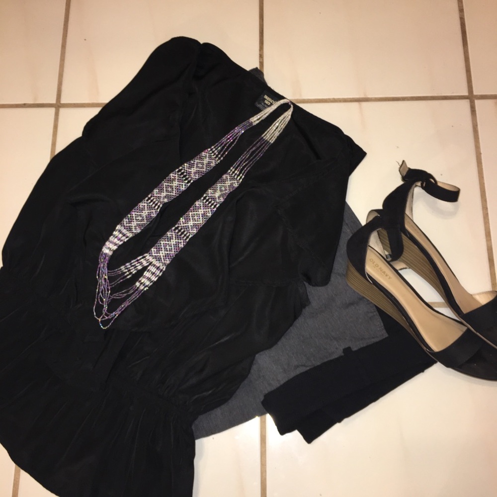 🖤Black Ruffle Gathered Waist Blouse