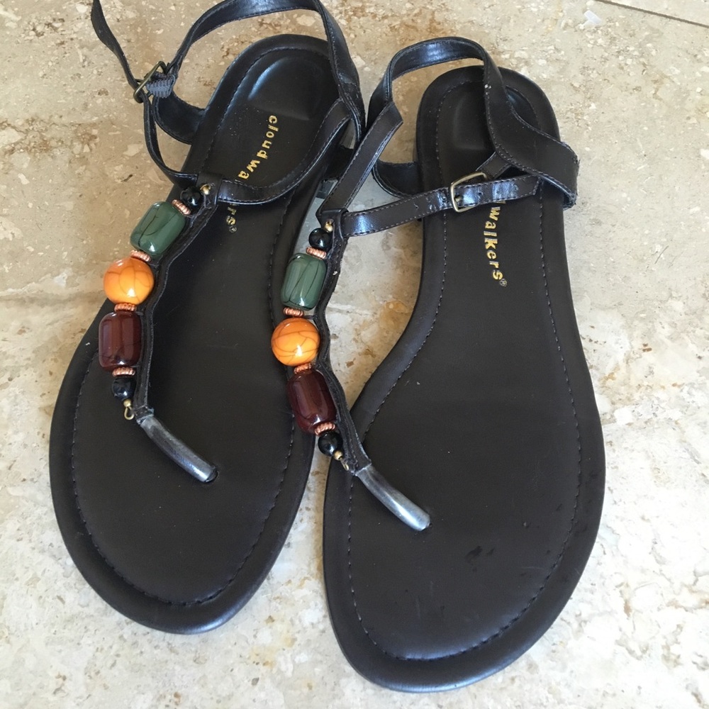 Sz 10w Cl0uDwalKers b0heMiAn sAnDal