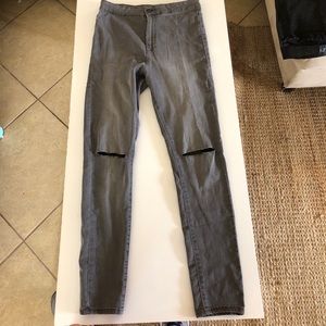 Grey skinny jeans