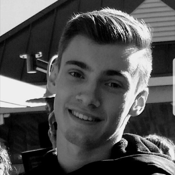 Meet your Posher, James - Picture 1 of 1