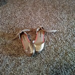 Gold shoes