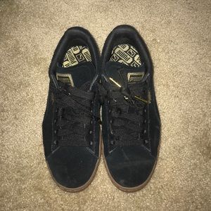 ‼️LAST CHANCE‼️ Puma Suede Classic Gld Wn’s