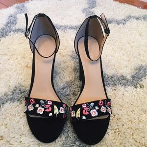 Floral shoes