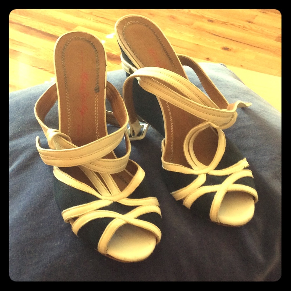Size 7 1/2-8 black fabric Miss Sixty wedges