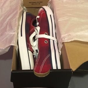 NWT Converse Chucks Red and Blue Size 6.5