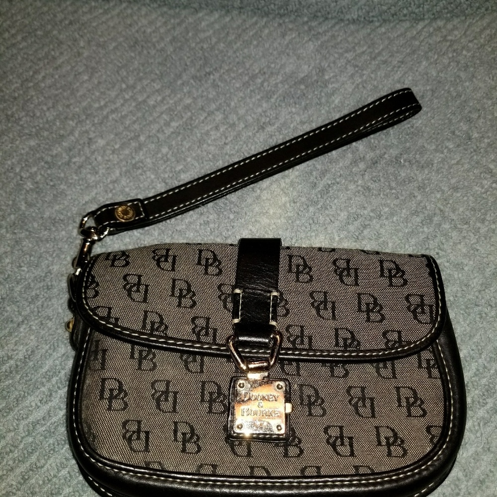 Dooney Wristlet - Picture 1 of 5