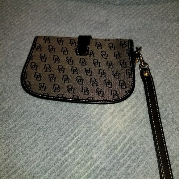 Dooney Wristlet - Picture 4 of 5