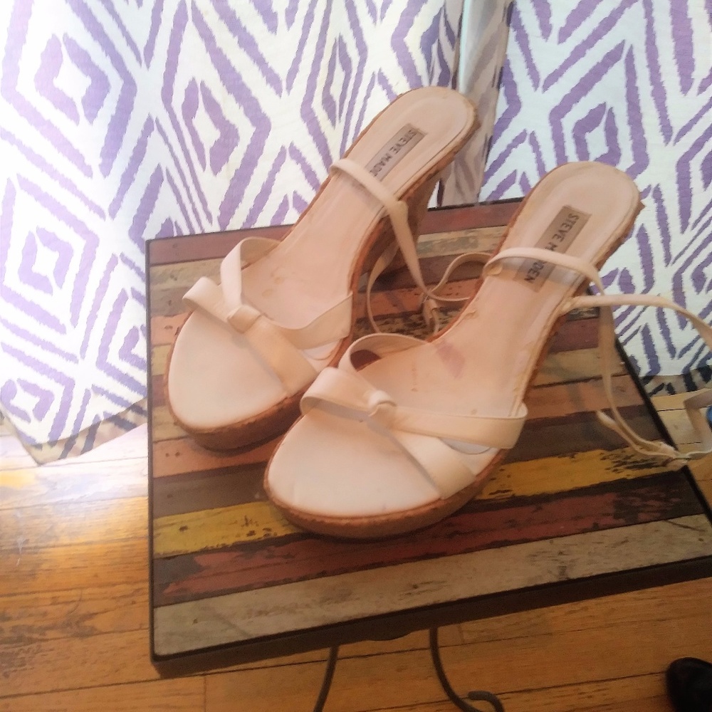 White strappy Steve Madden sandals