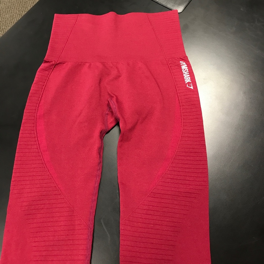 Gymshark high waisted legging beet mark size M