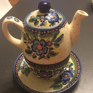 🚫sold🚫Polish Pottery Stackable Teapot Set