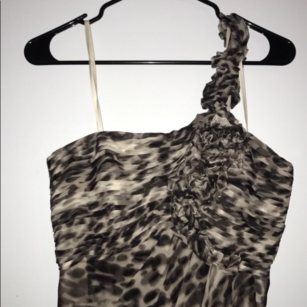 BCBG DRESS - Picture 2 of 4