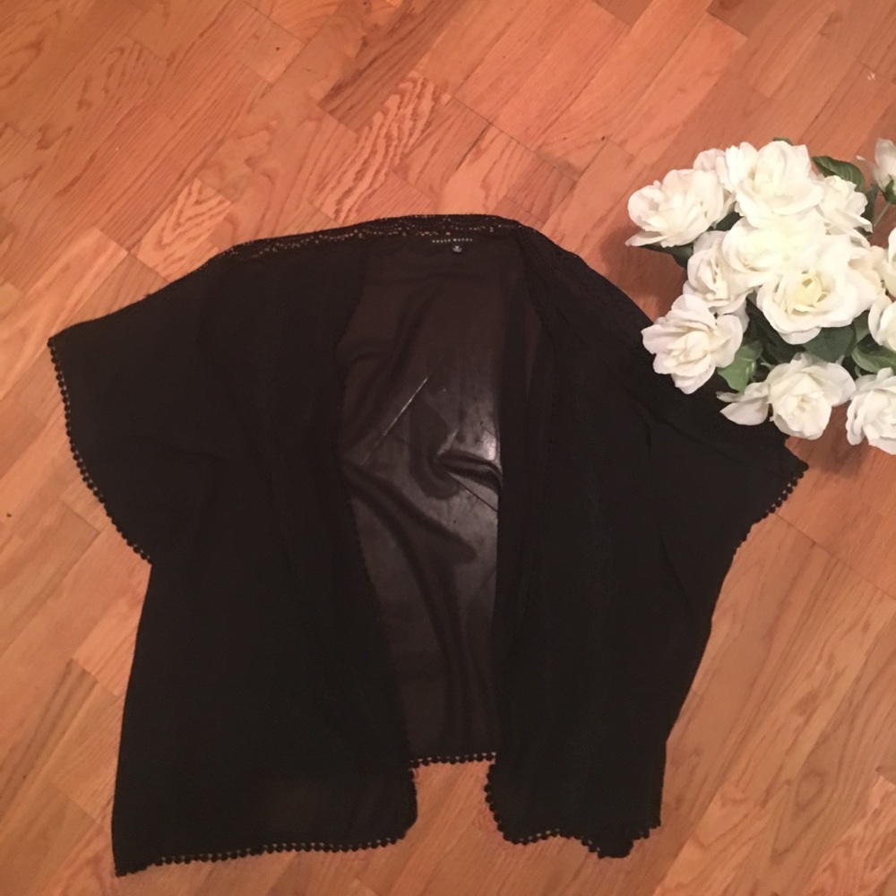 BLACK KIMONO