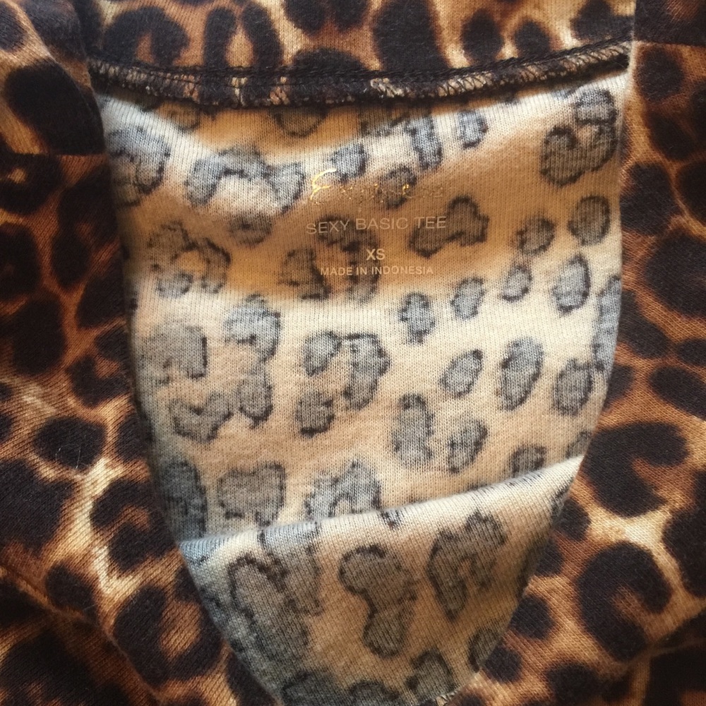 Express Leopard Top - Picture 3 of 3
