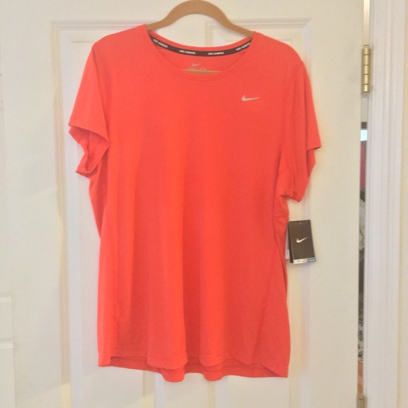 Nike Tops - NIKE Dri Fit size 1X
