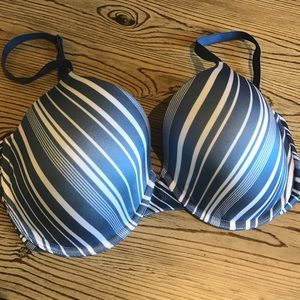 2 for $30Victoria's Secret Tshirt bra