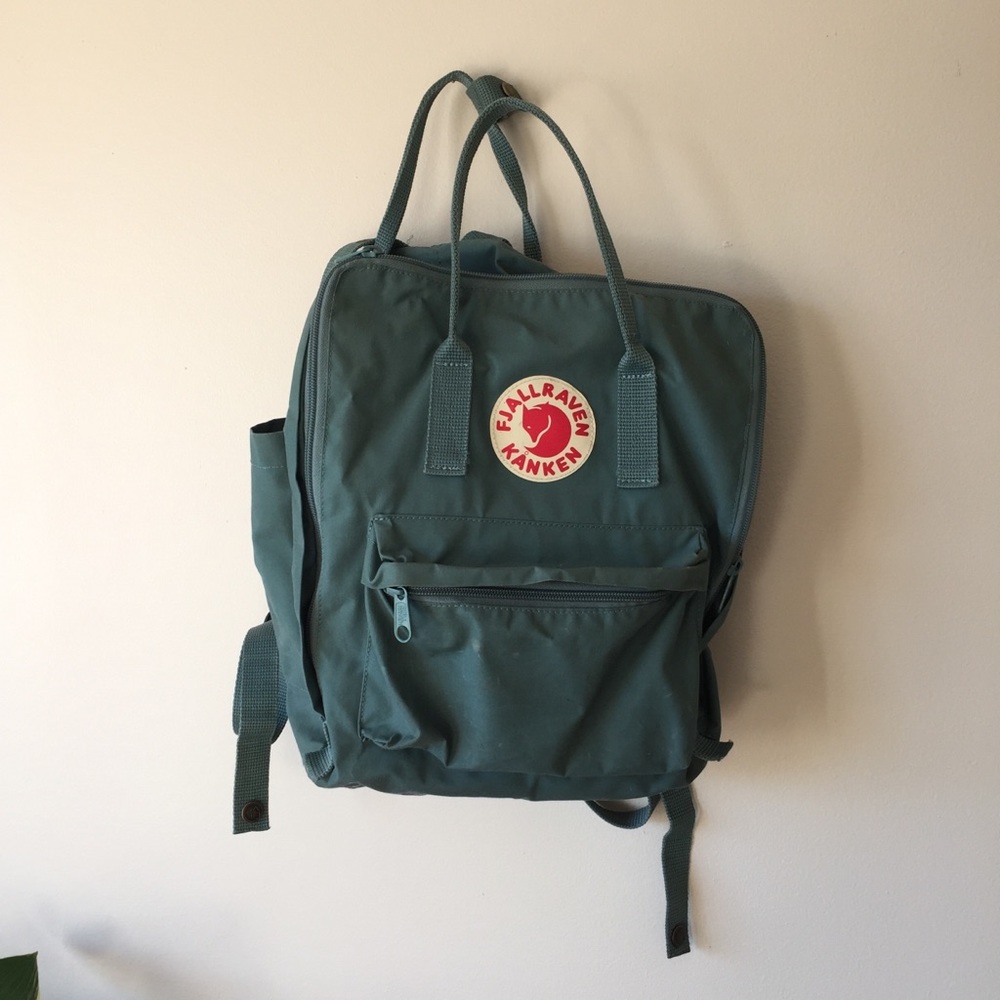Fjallraven Kanken Full-Sized Backpack in Teal