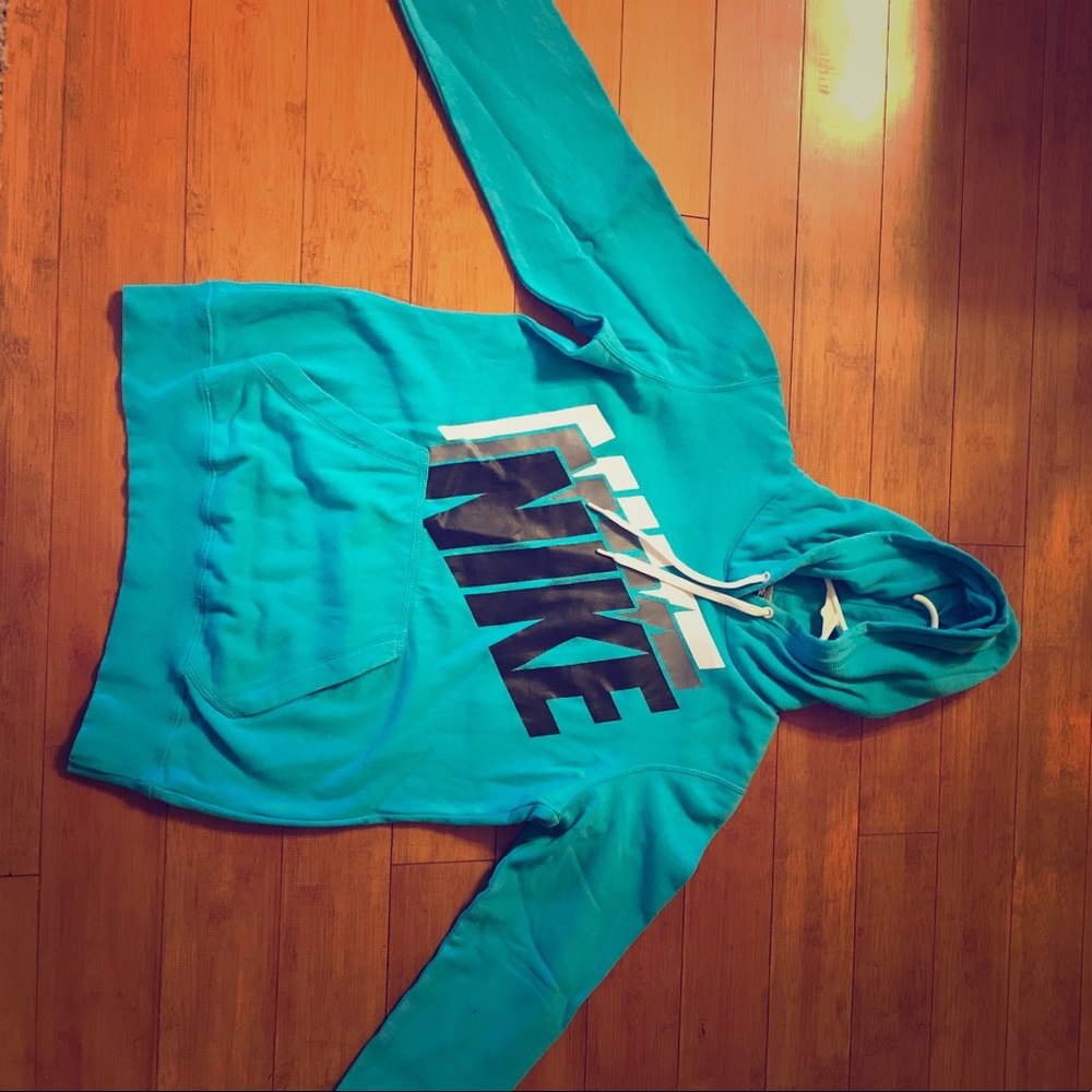 Nike sweatshirt