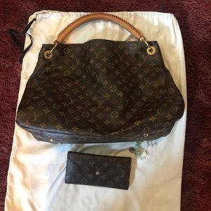 Real* Louie Vuitton Monogram bag and wallet