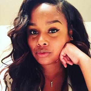 Meet your Posher, Kendra