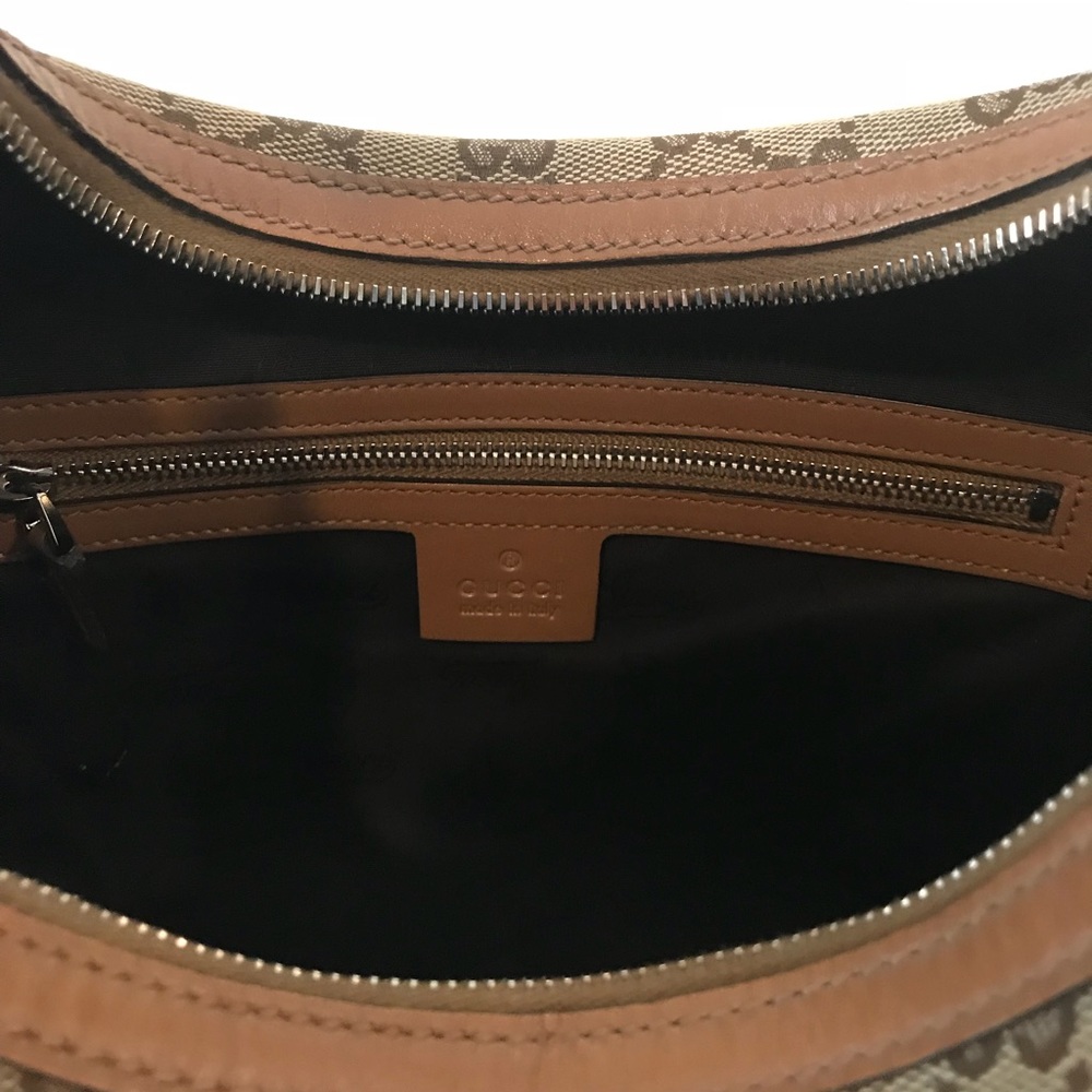 Authentic Gucci Monogram Hobo bag - Picture 4 of 8