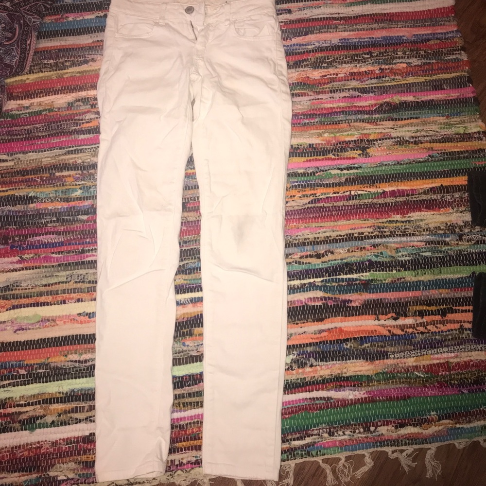 AE white skinny jeans