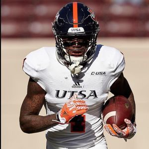 Meet your Posher, Marquez