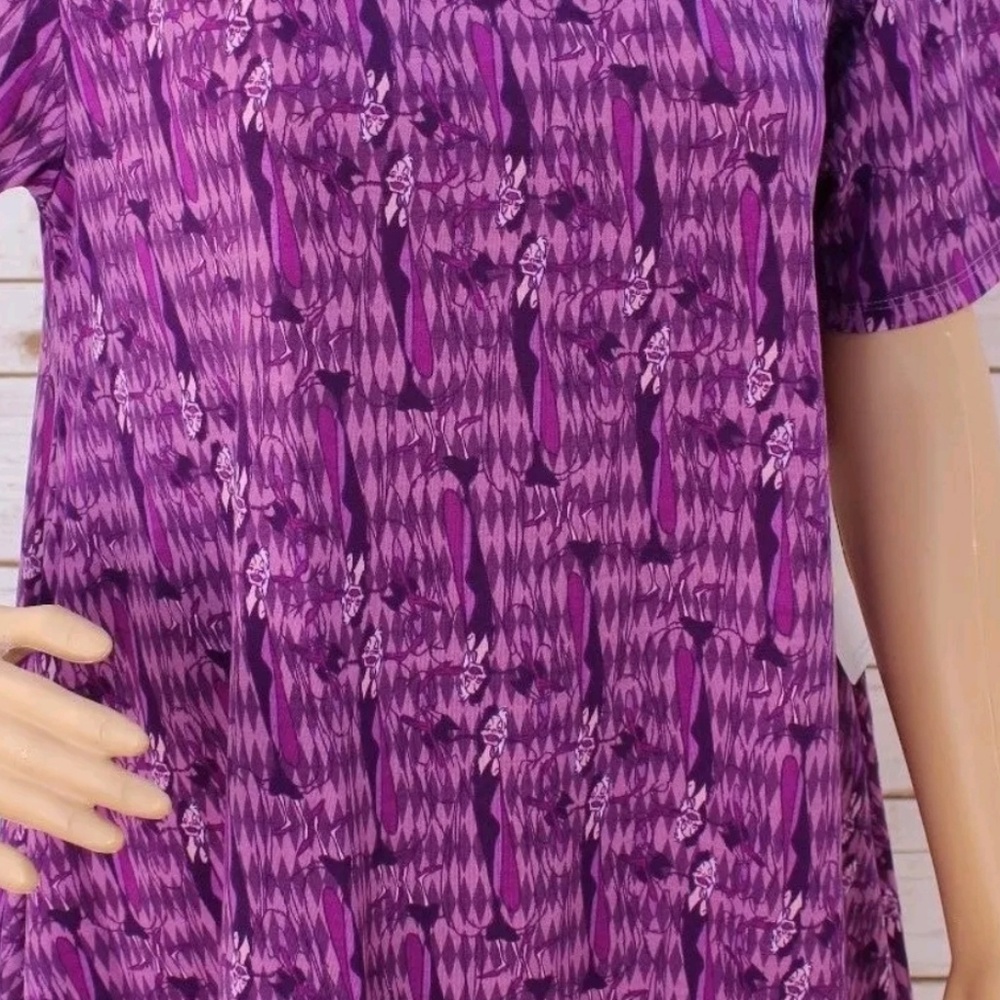 Lularoe Cruella shirt