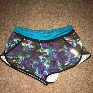 ASICS Women’s Athletic Shorts Size Small