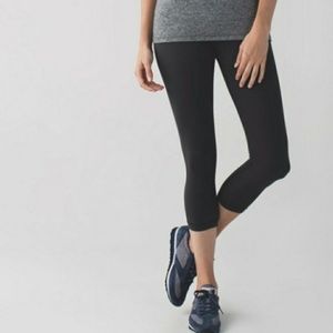Lululemon Luxtreme Wunder Under Crop, Size 6 NWOT