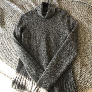 Ann Taylor 100% Cashmere Turtleneck Sweater