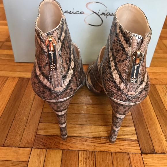 Jessica Simpson Heels - Picture 4 of 4