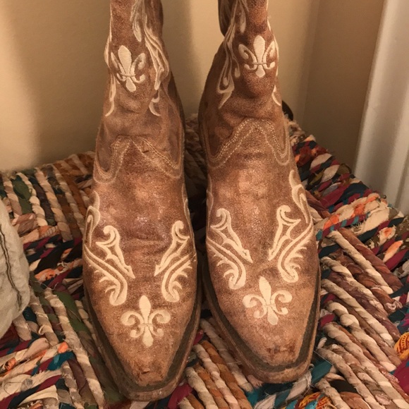 Cowboy boots - Picture 1 of 2