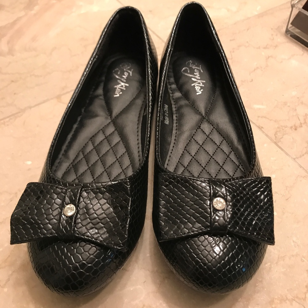 Tory Klein Flats