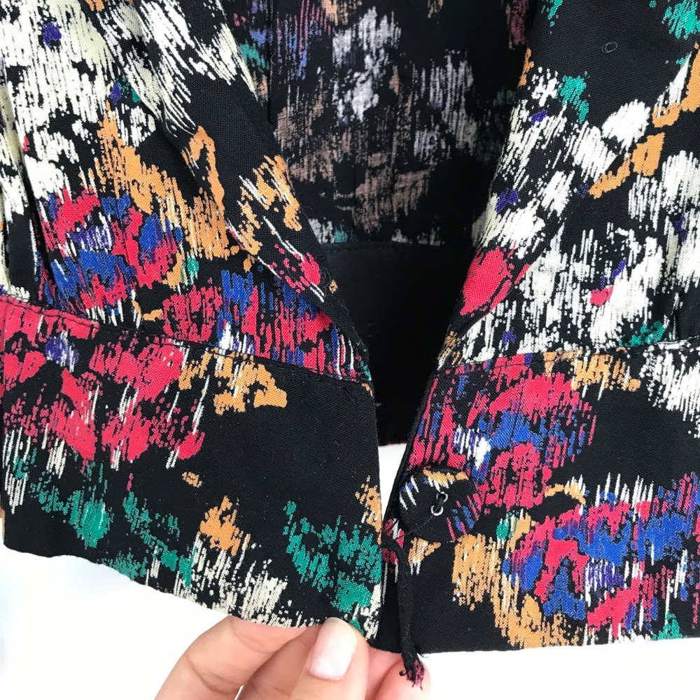 Multi-textured Floral Light Jacket - Picture 4 of 5