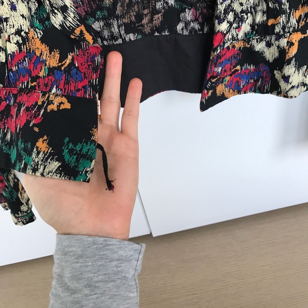 Multi-textured Floral Light Jacket - Picture 5 of 5