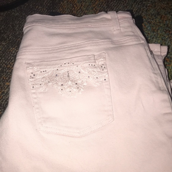 Donated ❤️ - Picture 3 of 3