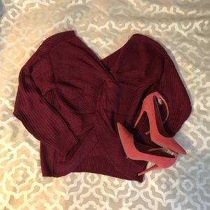 Burgundy twisted long sleeve crop top