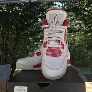 Nike Air Jordan Retro 4