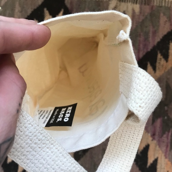 ✨Wine Tote!✨ - Picture 5 of 5