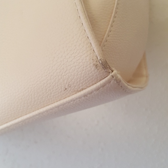 Beige Panel Purse - Picture 5 of 5