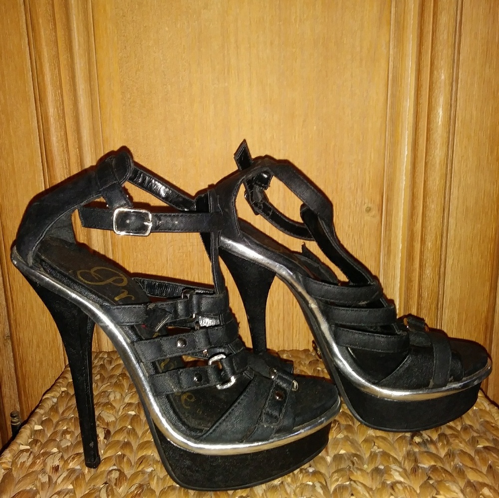 High Heel Platform Black Heels by Promise Kiss