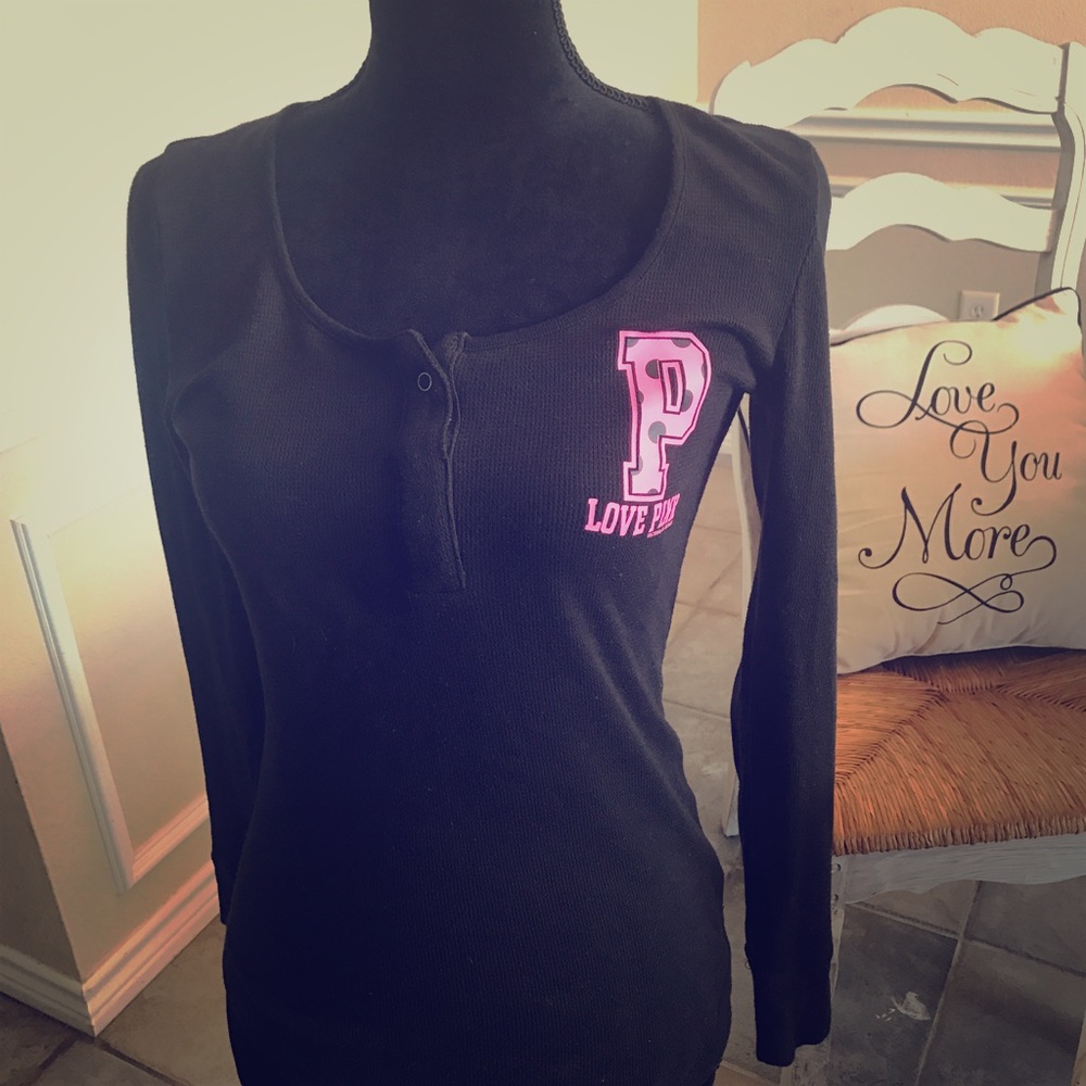 VS PINK long sleeved shirt