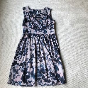Dress. Lightweight. Dress. Lightweight.